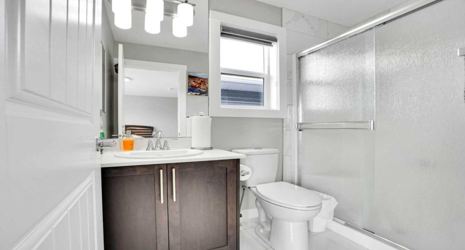 92 Red Embers Terrace, Calgary, Alberta T3N 1K8, 7 Bedrooms Bedrooms, ,5 BathroomsBathrooms,Residential,For Sale,Red Embers,A2295457