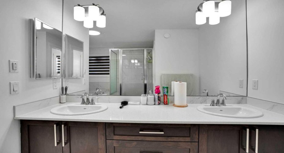 92 Red Embers Terrace, Calgary, Alberta T3N 1K8, 7 Bedrooms Bedrooms, ,5 BathroomsBathrooms,Residential,For Sale,Red Embers,A2295457