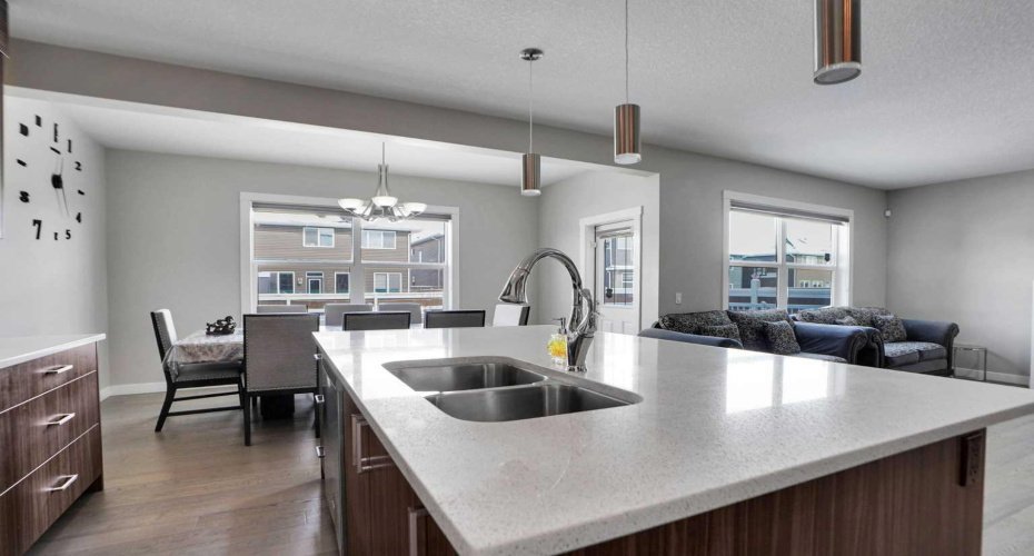 92 Red Embers Terrace, Calgary, Alberta T3N 1K8, 7 Bedrooms Bedrooms, ,5 BathroomsBathrooms,Residential,For Sale,Red Embers,A2295457