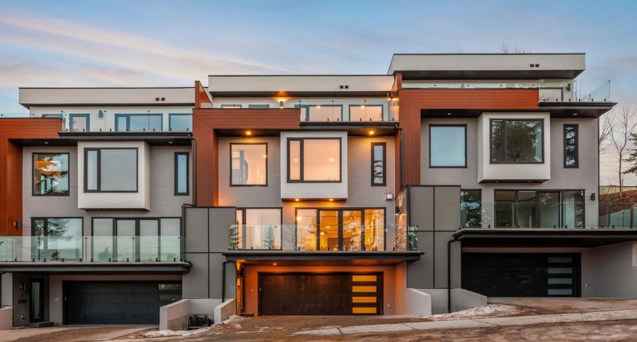 2703 Erlton Street, Calgary, Alberta T2S 2W4, 3 Bedrooms Bedrooms, ,4 BathroomsBathrooms,Residential,For Sale,Erlton,A2281084