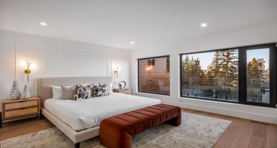 2703 Erlton Street, Calgary, Alberta T2S 2W4, 3 Bedrooms Bedrooms, ,4 BathroomsBathrooms,Residential,For Sale,Erlton,A2281084