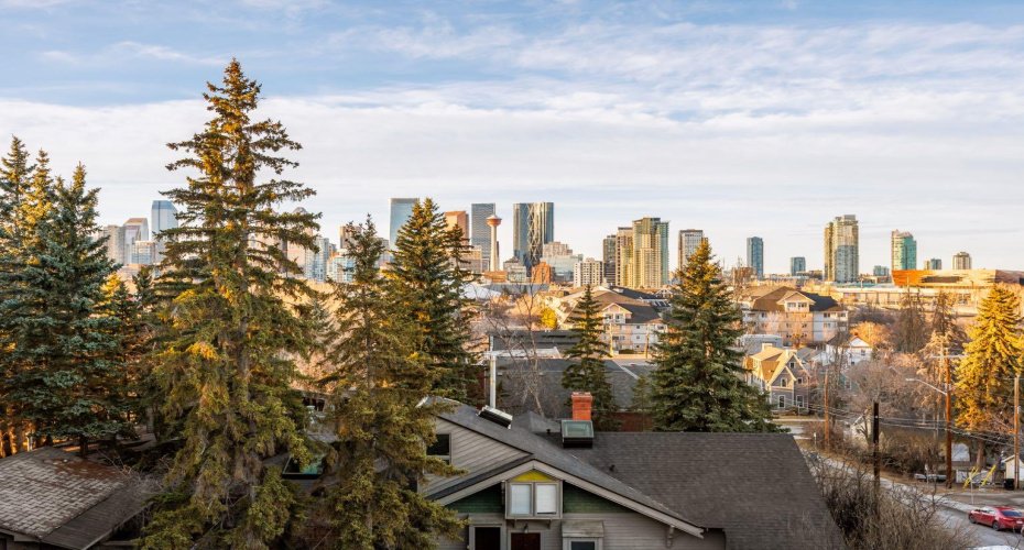 2703 Erlton Street, Calgary, Alberta T2S 2W4, 3 Bedrooms Bedrooms, ,4 BathroomsBathrooms,Residential,For Sale,Erlton,A2281084