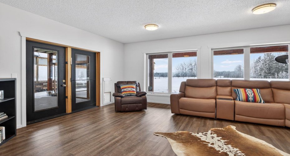3-4535 Township Road 320, Rural Mountain View County, Alberta T0M 1X0, 5 Bedrooms Bedrooms, ,4 BathroomsBathrooms,Residential,For Sale,Township Road 320,A2290554