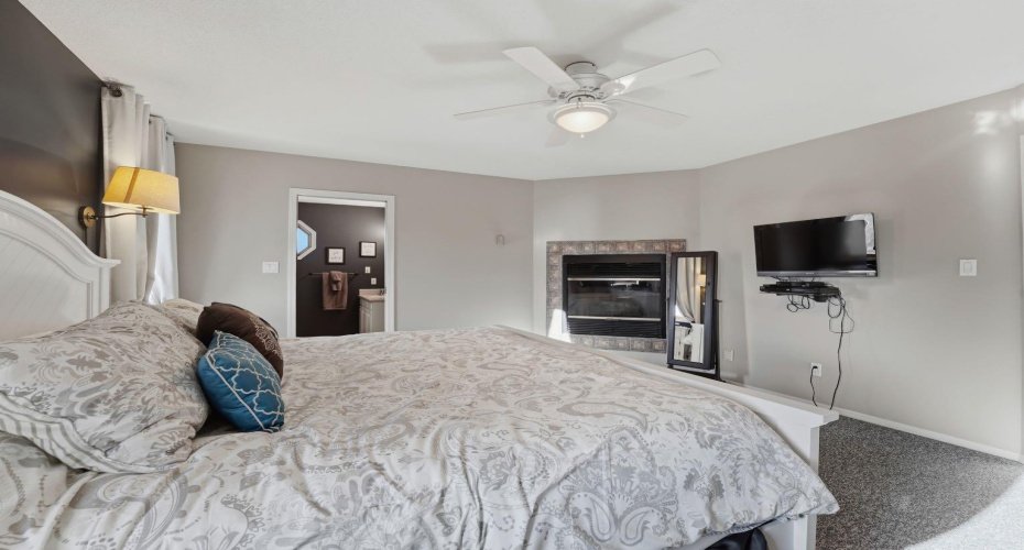 62 Street Close, Stettler, Alberta T0C 2L0, 5 Bedrooms Bedrooms, ,4 BathroomsBathrooms,Residential,For Sale,Street Close,A2292989