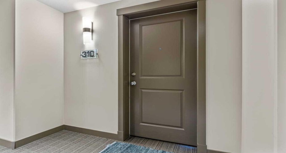 16 Varsity Estates Circle, Calgary, Alberta T3A 2C5, 2 Bedrooms Bedrooms, ,2 BathroomsBathrooms,Residential,For Sale,Varsity Estates,A2293837