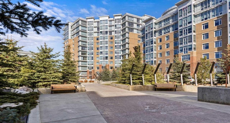 16 Varsity Estates Circle, Calgary, Alberta T3A 2C5, 2 Bedrooms Bedrooms, ,2 BathroomsBathrooms,Residential,For Sale,Varsity Estates,A2293837