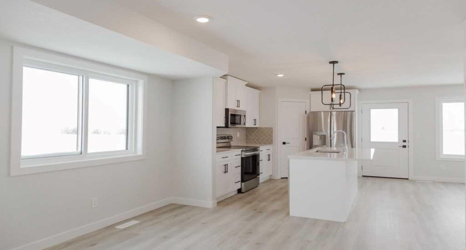 11413 95 Street, Clairmont, Alberta T8X 0W9, 3 Bedrooms Bedrooms, ,3 BathroomsBathrooms,Residential,For Sale,95,A2294094