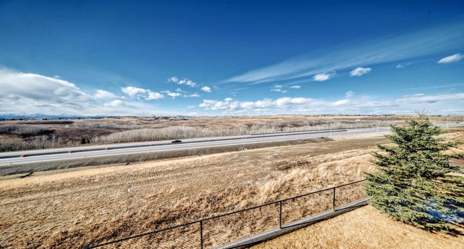 101 Sunset Drive, Cochrane, Alberta T4C 0W8, 3 Bedrooms Bedrooms, ,4 BathroomsBathrooms,Residential,For Sale,Sunset,A2295385