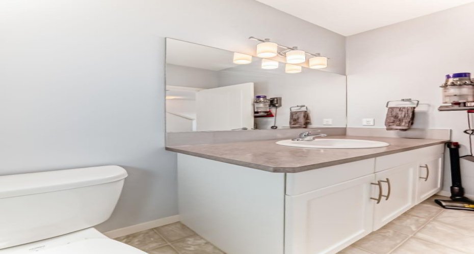 101 Sunset Drive, Cochrane, Alberta T4C 0W8, 3 Bedrooms Bedrooms, ,4 BathroomsBathrooms,Residential,For Sale,Sunset,A2295385