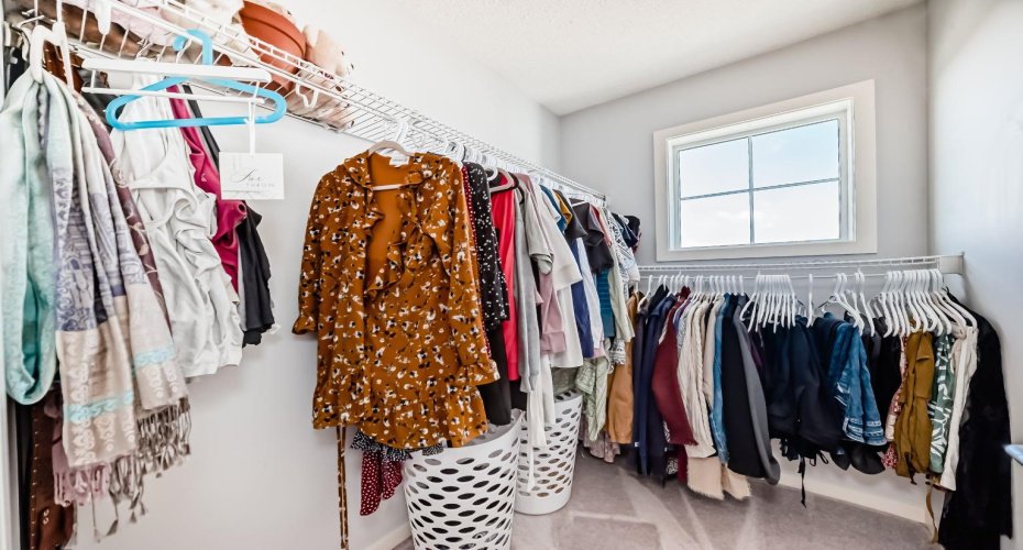 Huge Walk-in Closet!