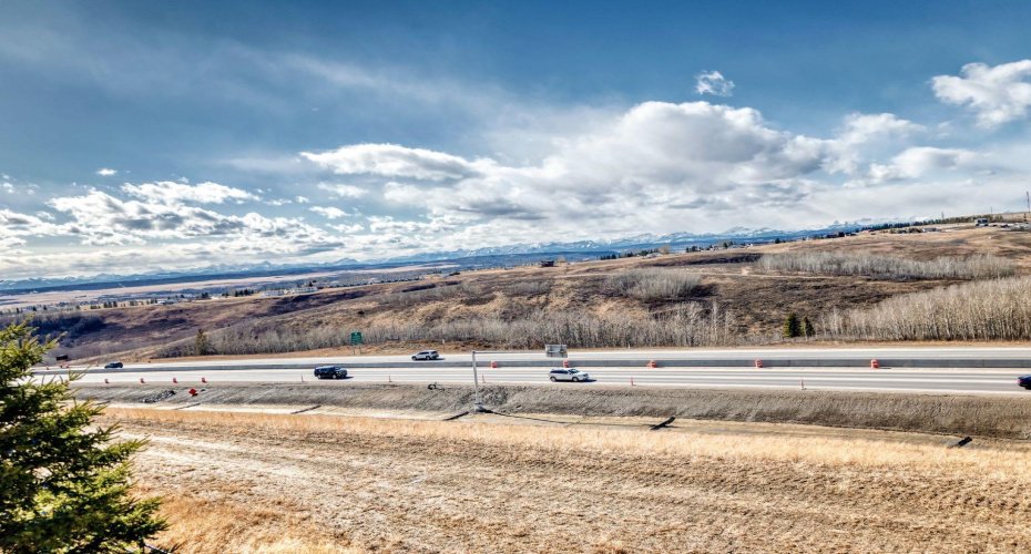 101 Sunset Drive, Cochrane, Alberta T4C 0W8, 3 Bedrooms Bedrooms, ,4 BathroomsBathrooms,Residential,For Sale,Sunset,A2295385