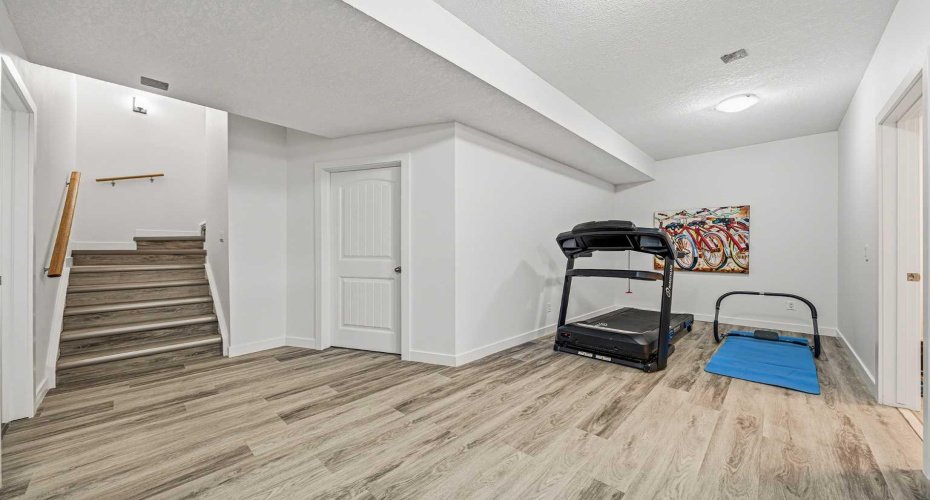 31 Jumping Pound Rise, Cochrane, Alberta T4C 0K4, 5 Bedrooms Bedrooms, ,4 BathroomsBathrooms,Residential,For Sale,Jumping Pound,A2295455