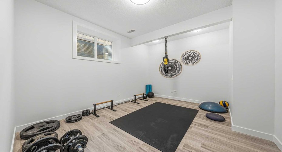 31 Jumping Pound Rise, Cochrane, Alberta T4C 0K4, 5 Bedrooms Bedrooms, ,4 BathroomsBathrooms,Residential,For Sale,Jumping Pound,A2295455