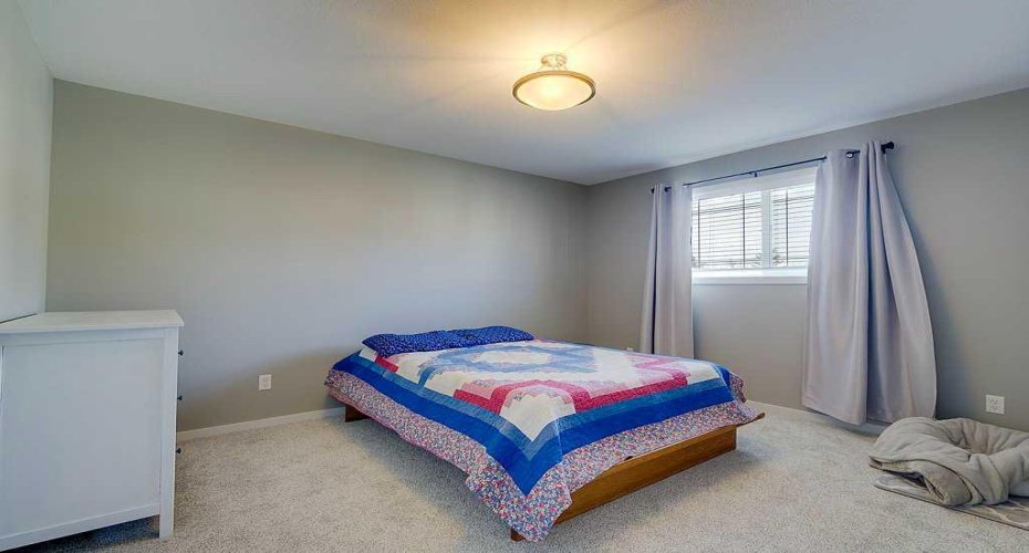 5301 Windward Place, Sylvan Lake, Alberta T4S 0H5, 3 Bedrooms Bedrooms, ,2 BathroomsBathrooms,Residential,For Sale,Windward,A2295560