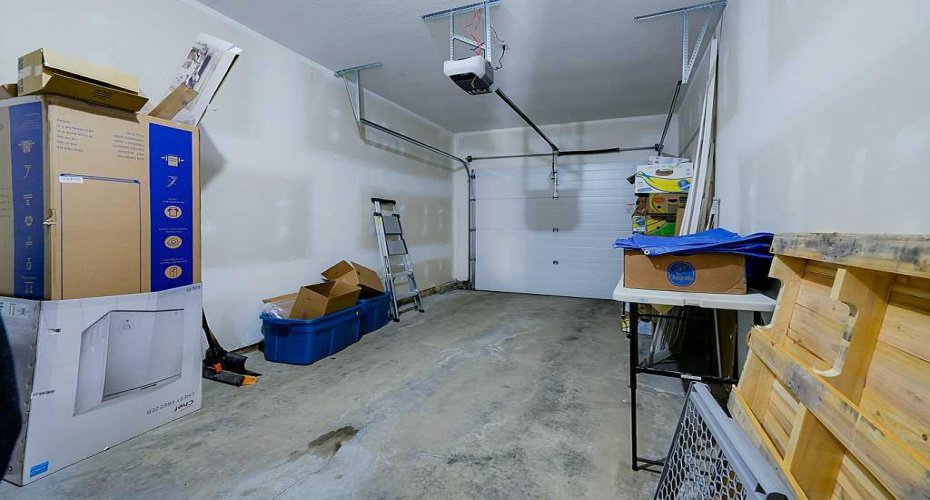 5301 Windward Place, Sylvan Lake, Alberta T4S 0H5, 3 Bedrooms Bedrooms, ,2 BathroomsBathrooms,Residential,For Sale,Windward,A2295560