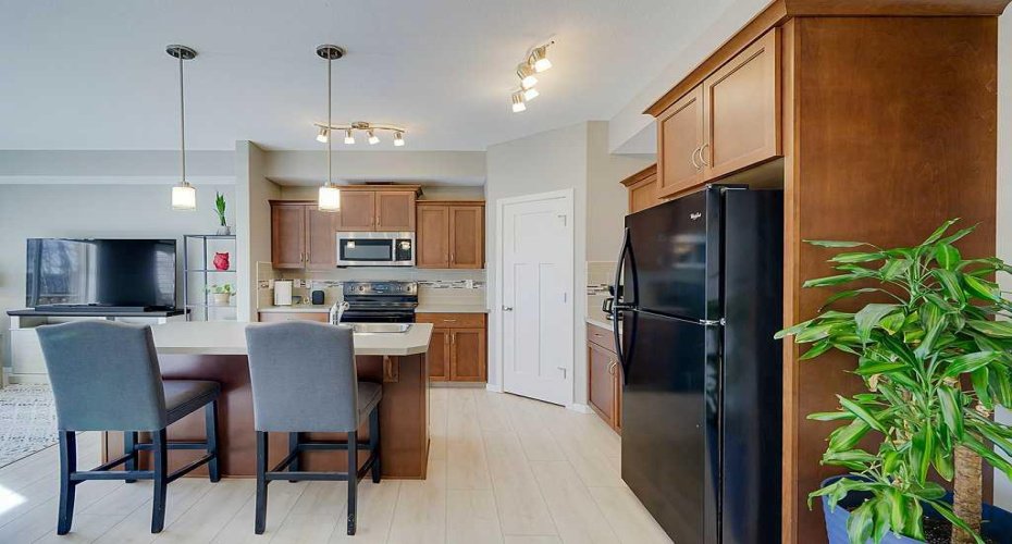 5301 Windward Place, Sylvan Lake, Alberta T4S 0H5, 3 Bedrooms Bedrooms, ,2 BathroomsBathrooms,Residential,For Sale,Windward,A2295560