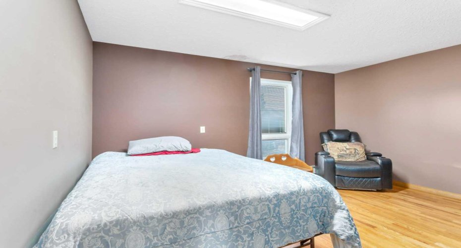31442 Range Road 45, Rural Mountain View County, Alberta T0M 1X0, 6 Bedrooms Bedrooms, ,6 BathroomsBathrooms,Residential,For Sale,Range Road 45,A2295590
