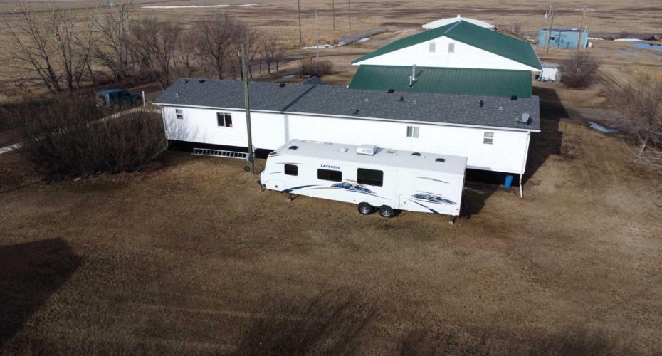 108 5 Avenue, Youngstown, Alberta T0J 3P0, 7 Bedrooms Bedrooms, ,3 BathroomsBathrooms,Residential,For Sale,5,A2295640