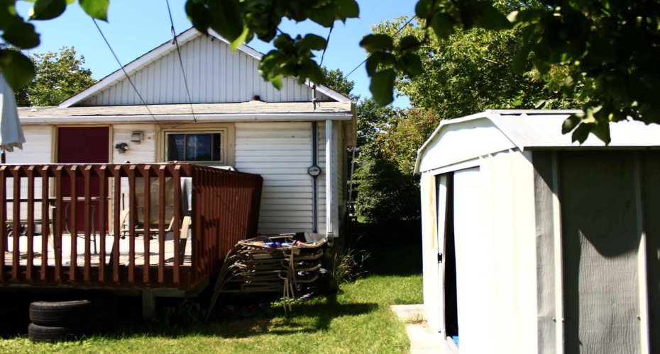 2740 16A Street, Calgary, Alberta T2G 3T2, 2 Bedrooms Bedrooms, ,2 BathroomsBathrooms,Residential,For Sale,16A,A2295659