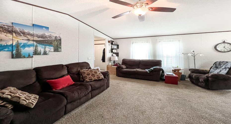 016 Maplewood Ave (Railway Ave), Watino, Alberta T0H 3R0, 4 Bedrooms Bedrooms, ,2 BathroomsBathrooms,Residential,For Sale,Maplewood Ave (Railway Ave),A2295691