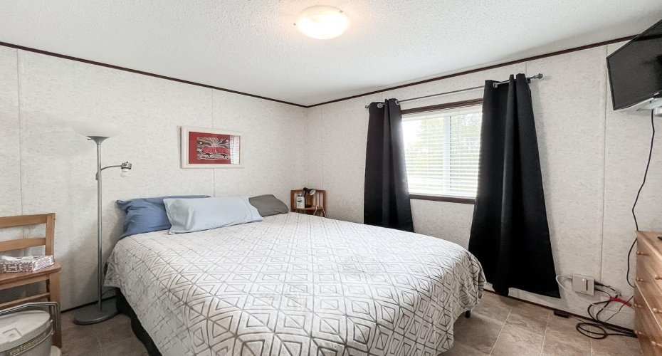 016 Maplewood Ave (Railway Ave), Watino, Alberta T0H 3R0, 4 Bedrooms Bedrooms, ,2 BathroomsBathrooms,Residential,For Sale,Maplewood Ave (Railway Ave),A2295691