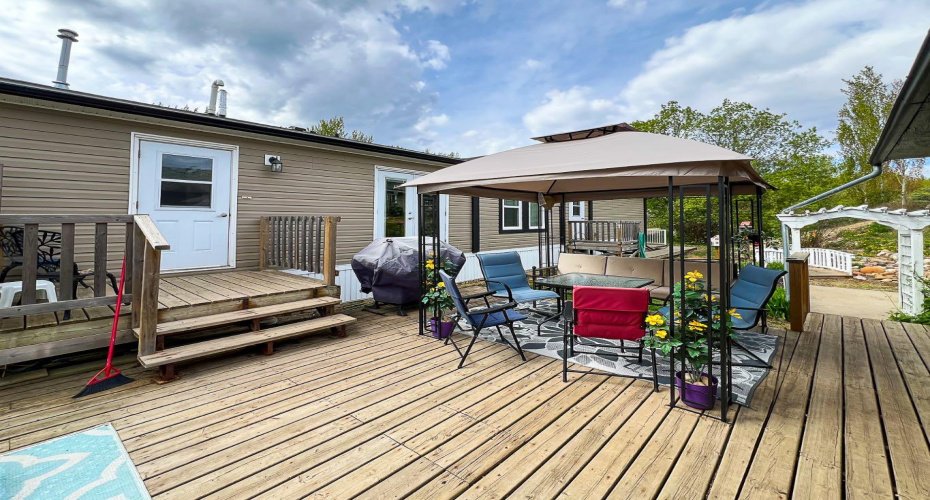 016 Maplewood Ave (Railway Ave), Watino, Alberta T0H 3R0, 4 Bedrooms Bedrooms, ,2 BathroomsBathrooms,Residential,For Sale,Maplewood Ave (Railway Ave),A2295691