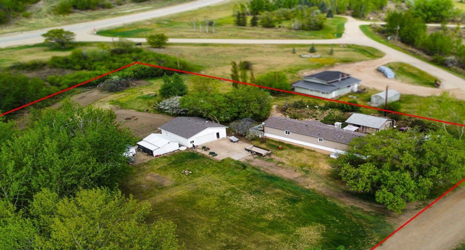 016 Maplewood Ave (Railway Ave), Watino, Alberta T0H 3R0, 4 Bedrooms Bedrooms, ,2 BathroomsBathrooms,Residential,For Sale,Maplewood Ave (Railway Ave),A2295691