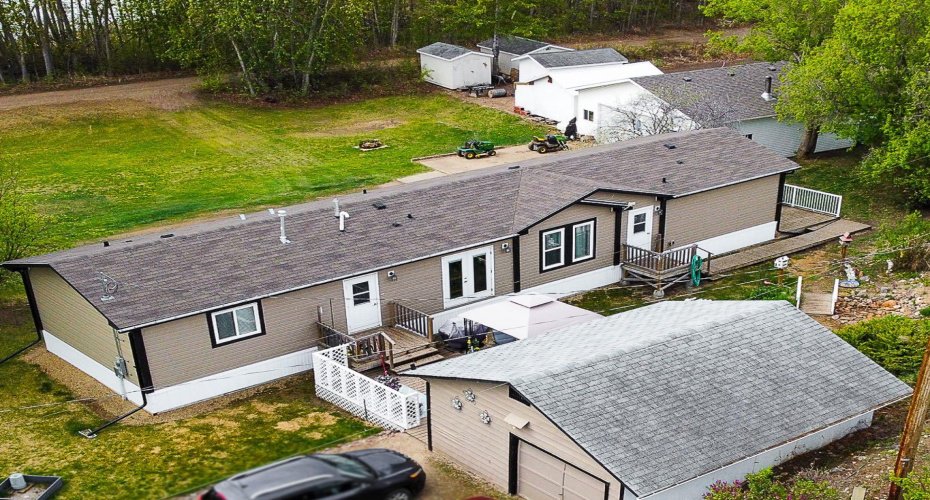 016 Maplewood Ave (Railway Ave), Watino, Alberta T0H 3R0, 4 Bedrooms Bedrooms, ,2 BathroomsBathrooms,Residential,For Sale,Maplewood Ave (Railway Ave),A2295691