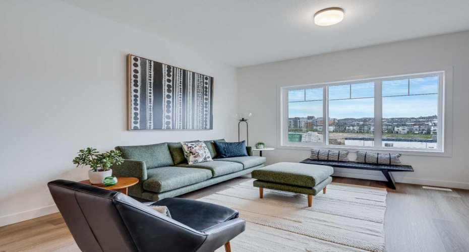 200 Southridge Drive, Okotoks, Alberta T1S 0B2, 2 Bedrooms Bedrooms, ,3 BathroomsBathrooms,Residential,For Sale,Southridge,A2295710