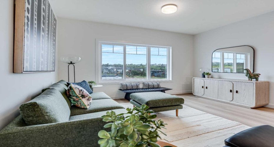 200 Southridge Drive, Okotoks, Alberta T1S 0B2, 2 Bedrooms Bedrooms, ,3 BathroomsBathrooms,Residential,For Sale,Southridge,A2295710