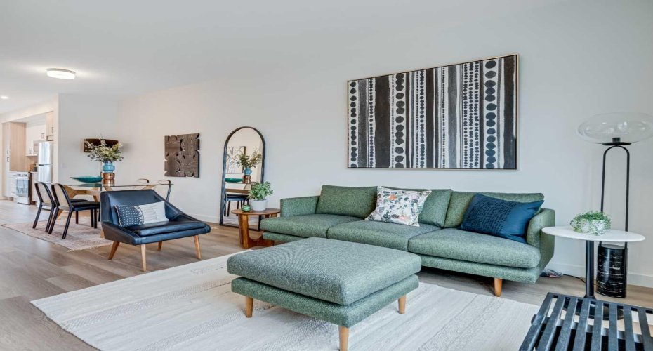 200 Southridge Drive, Okotoks, Alberta T1S 0B2, 2 Bedrooms Bedrooms, ,3 BathroomsBathrooms,Residential,For Sale,Southridge,A2295710