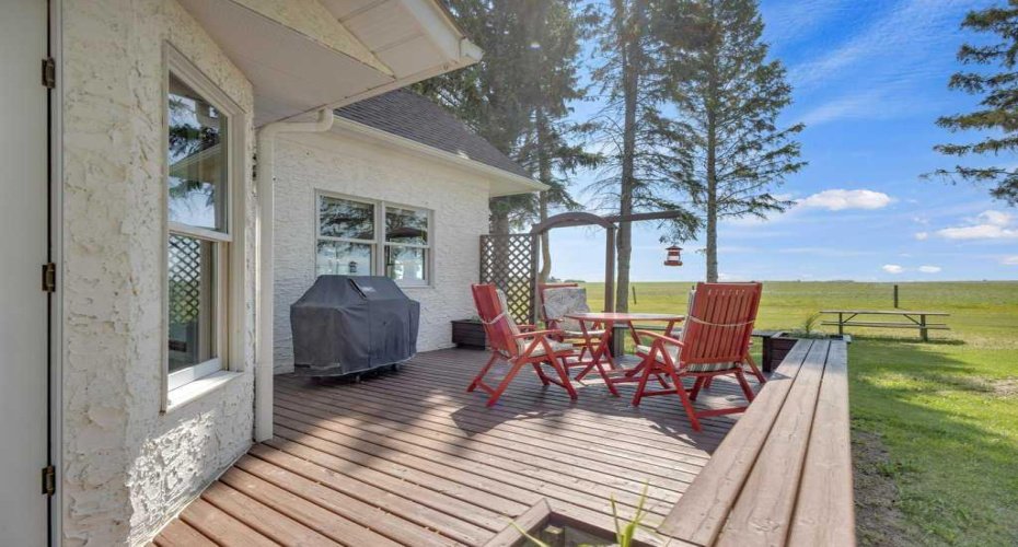 430044 Highway 20, Rural Ponoka County, Alberta T0C 2J0, 3 Bedrooms Bedrooms, ,3 BathroomsBathrooms,Residential,For Sale,Highway 20,A2295722