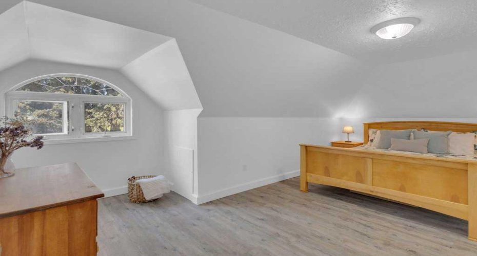 430044 Highway 20, Rural Ponoka County, Alberta T0C 2J0, 3 Bedrooms Bedrooms, ,3 BathroomsBathrooms,Residential,For Sale,Highway 20,A2295722