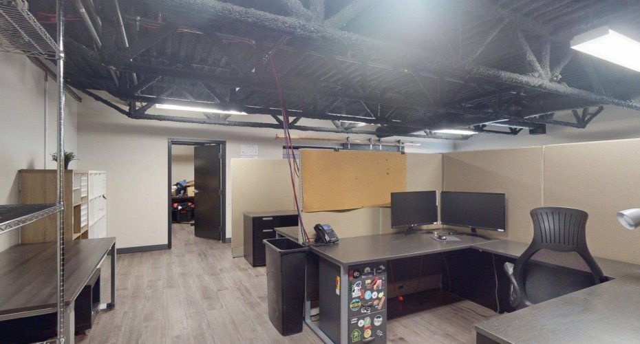 5430 30 Street, Calgary, Alberta T2C 1G2, ,Commercial,For Sale,30,A2295750