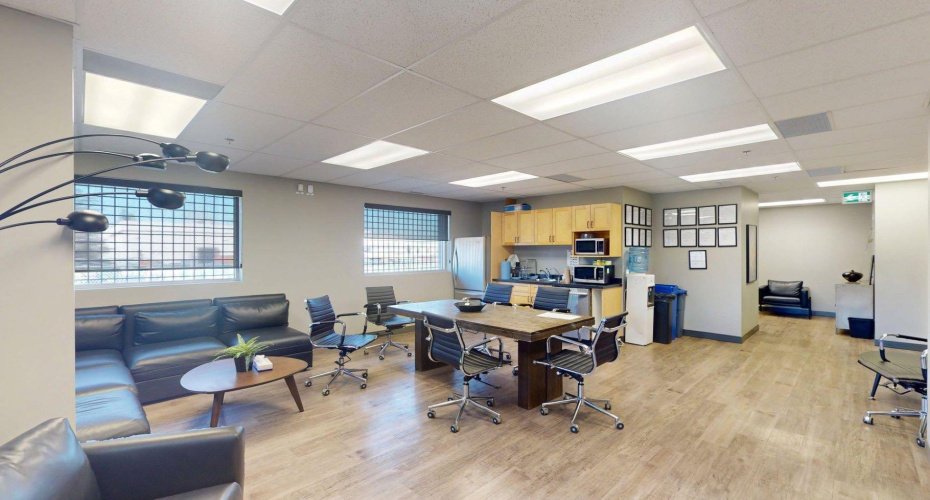 5430 30 Street, Calgary, Alberta T2C 1G2, ,Commercial,For Sale,30,A2295750