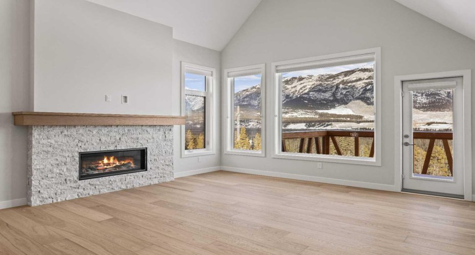 209 Stewart Creek Rise, Canmore, Alberta T1W0N9, 3 Bedrooms Bedrooms, ,3 BathroomsBathrooms,Residential,For Sale,Stewart Creek,A2295800