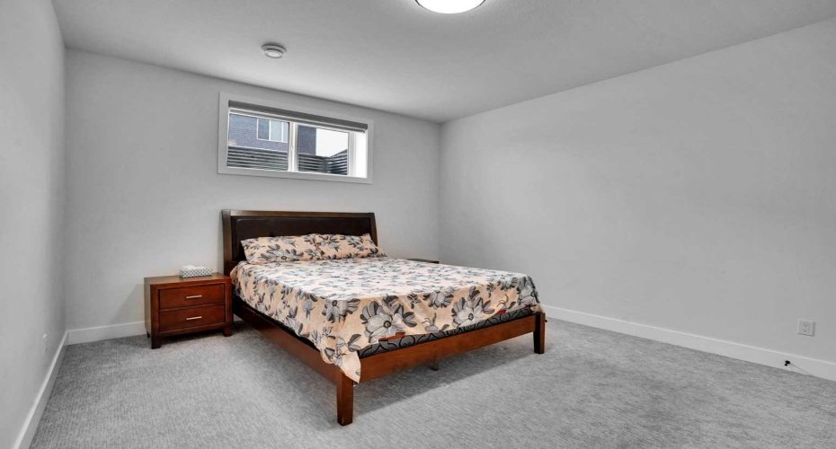 103 Sandpiper Park, Chestermere, Alberta T1X 1Y8, 7 Bedrooms Bedrooms, ,5 BathroomsBathrooms,Residential,For Sale,Sandpiper,A2294702