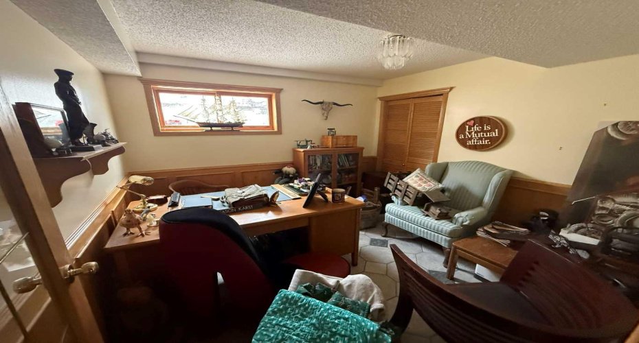 592062 HWY 32, Rural Woodlands County, Alberta T7S 1N5, 5 Bedrooms Bedrooms, ,3 BathroomsBathrooms,Residential,For Sale,HWY 32,A2294982