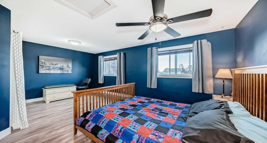 57 Martinvalley Way, Calgary, Alberta T3J 4A2, 3 Bedrooms Bedrooms, ,2 BathroomsBathrooms,Residential,For Sale,Martinvalley,A2295201