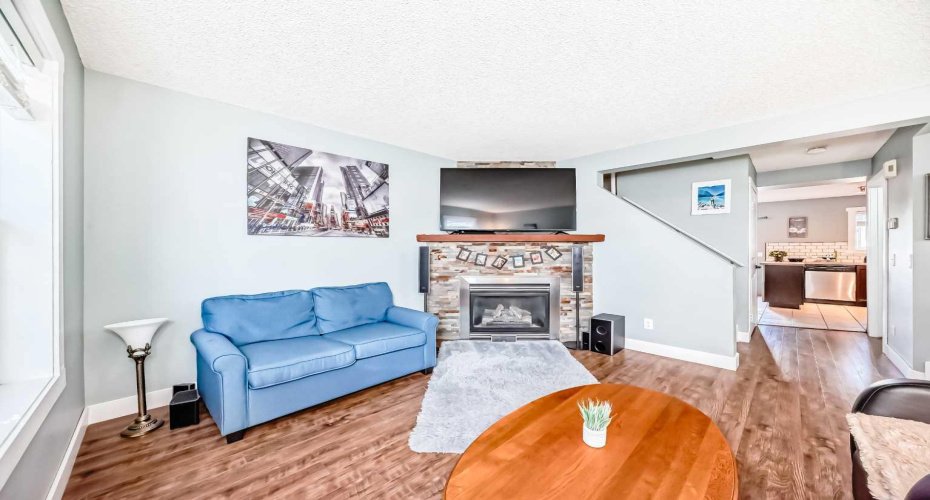 57 Martinvalley Way, Calgary, Alberta T3J 4A2, 3 Bedrooms Bedrooms, ,2 BathroomsBathrooms,Residential,For Sale,Martinvalley,A2295201