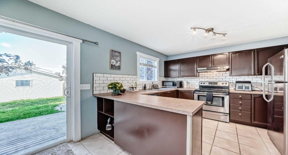 57 Martinvalley Way, Calgary, Alberta T3J 4A2, 3 Bedrooms Bedrooms, ,2 BathroomsBathrooms,Residential,For Sale,Martinvalley,A2295201