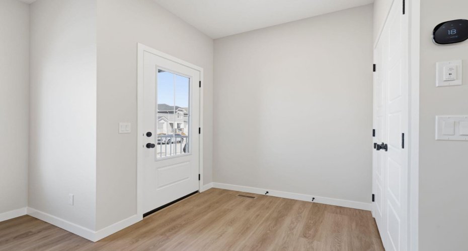 Ellen Park Way, Crossfield, Alberta T0M 0S0, 3 Bedrooms Bedrooms, ,3 BathroomsBathrooms,Residential,For Sale,Park,A2295058
