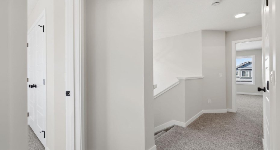 Ellen Park Way, Crossfield, Alberta T0M 0S0, 3 Bedrooms Bedrooms, ,3 BathroomsBathrooms,Residential,For Sale,Park,A2295058