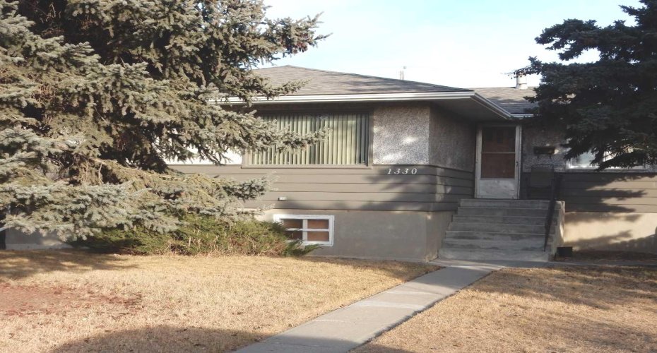 1330 34 Street, Calgary, Alberta T2A 0Z9, 5 Bedrooms Bedrooms, ,2 BathroomsBathrooms,Residential,For Sale,34,A2285876