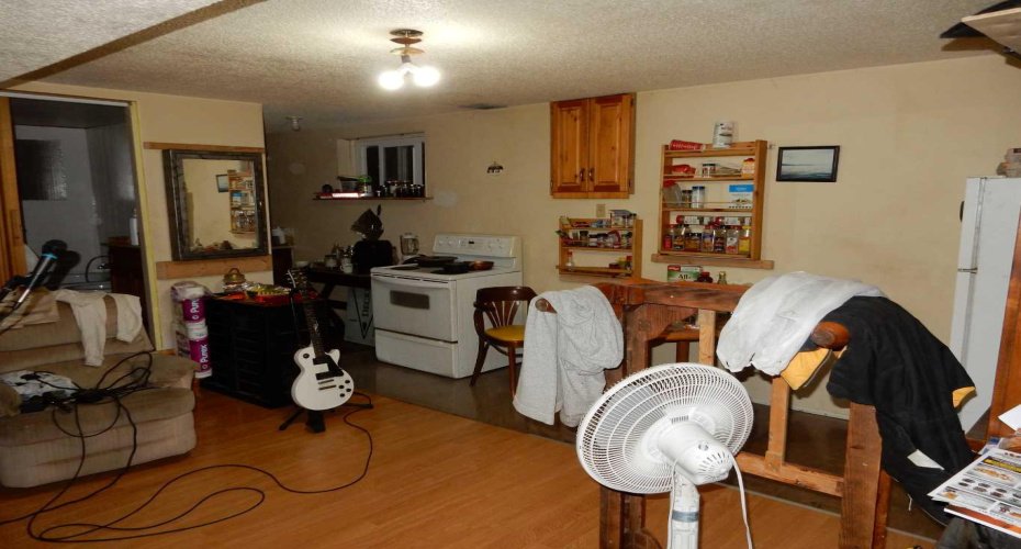 basement family/kitchen