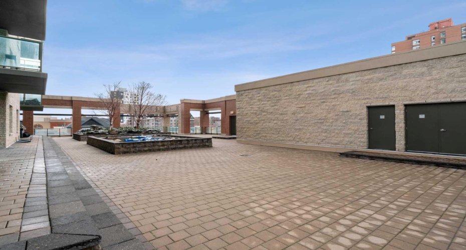 210 15 Avenue, Calgary, Alberta T2G 0B5, 1 Bedroom Bedrooms, ,1 BathroomBathrooms,Residential,For Sale,15,A2287329