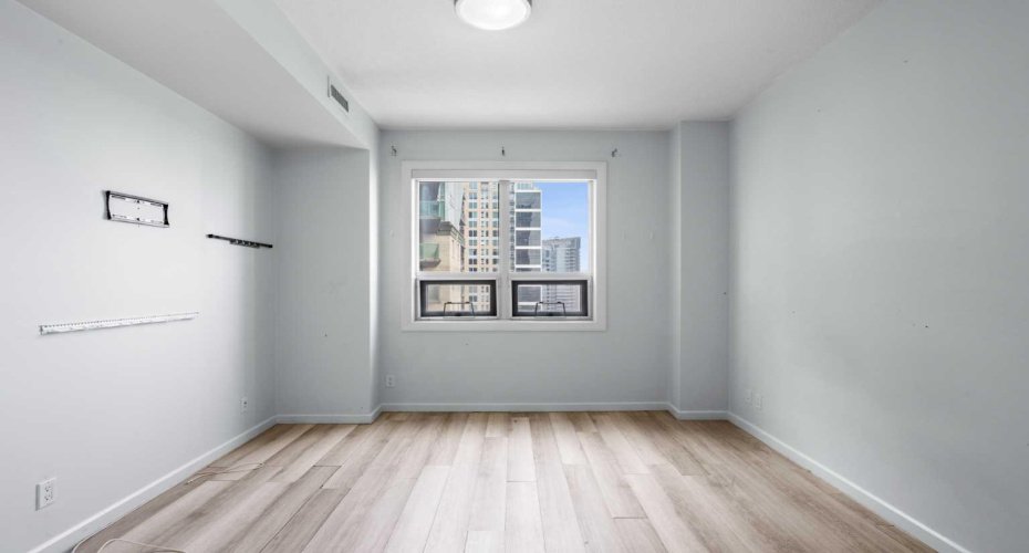 210 15 Avenue, Calgary, Alberta T2G 0B5, 1 Bedroom Bedrooms, ,1 BathroomBathrooms,Residential,For Sale,15,A2287329