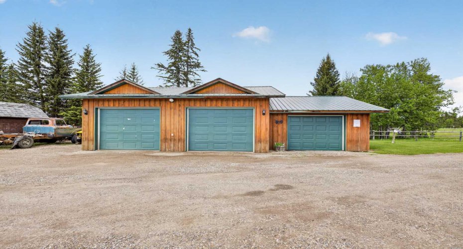 32460 Range Road 61, Rural Mountain View County, Alberta T0M 1X0, 5 Bedrooms Bedrooms, ,3 BathroomsBathrooms,Residential,For Sale,Range Road 61,A2288971