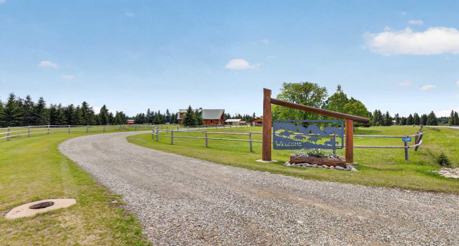 32460 Range Road 61, Rural Mountain View County, Alberta T0M 1X0, 5 Bedrooms Bedrooms, ,3 BathroomsBathrooms,Residential,For Sale,Range Road 61,A2288971