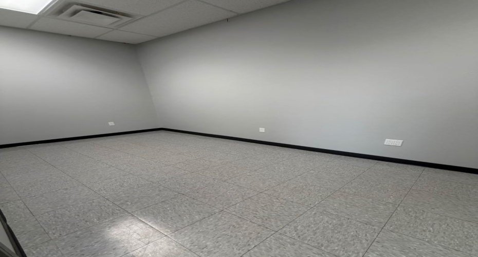 6643 63 Street Close, Lloydminster, Alberta T9V 3Y6, ,Commercial,For Lease,63,A2295897
